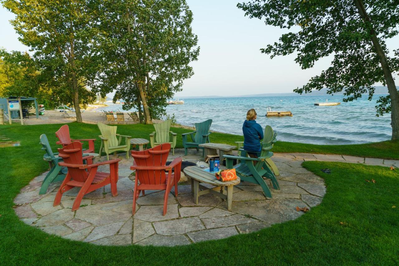 Chimney Corners Resort Frankfort Exterior foto